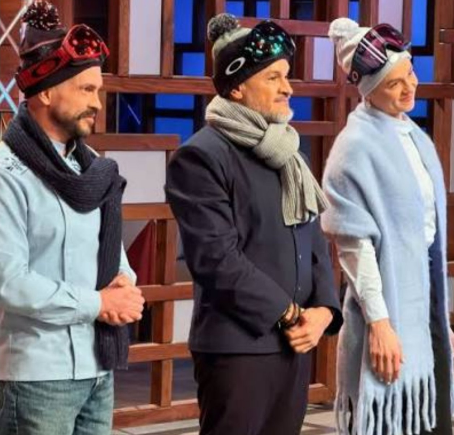 масками Oakley